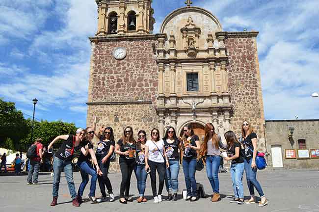 kiosko y templo de tequila jalisco tour ambiente tequilero