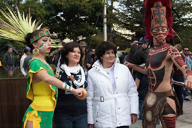 espectaculo folclorico en tour tren de tequila jose cuervo express